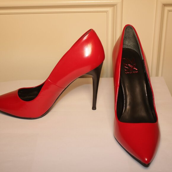 Donald J. Pliner Shoes - Donald Pliner Red 4 inch Heel Size 8B